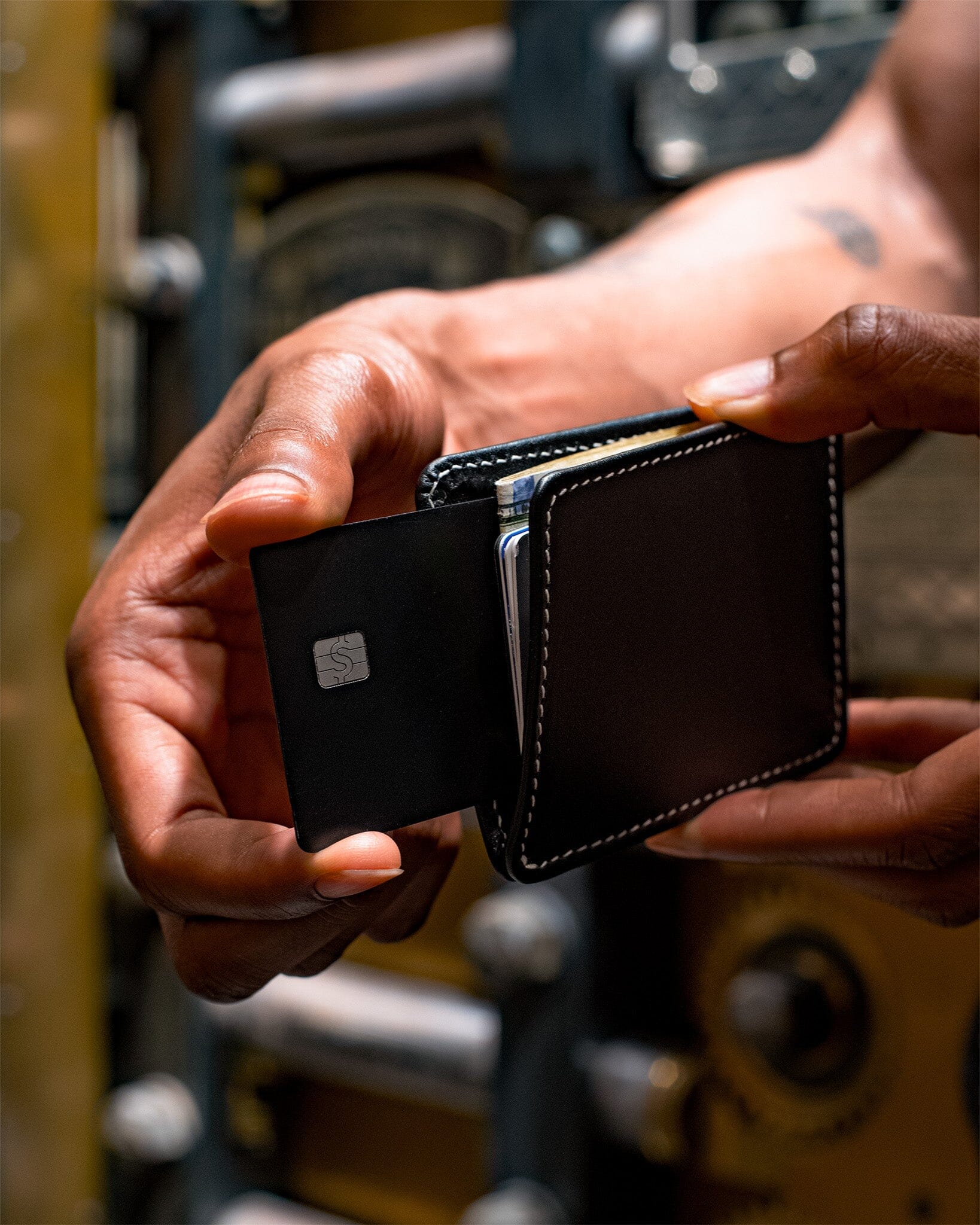 R1SO 1-Pocket 2-Slot Wallet (78mm) - Stealth Classic Wallet Slimmy