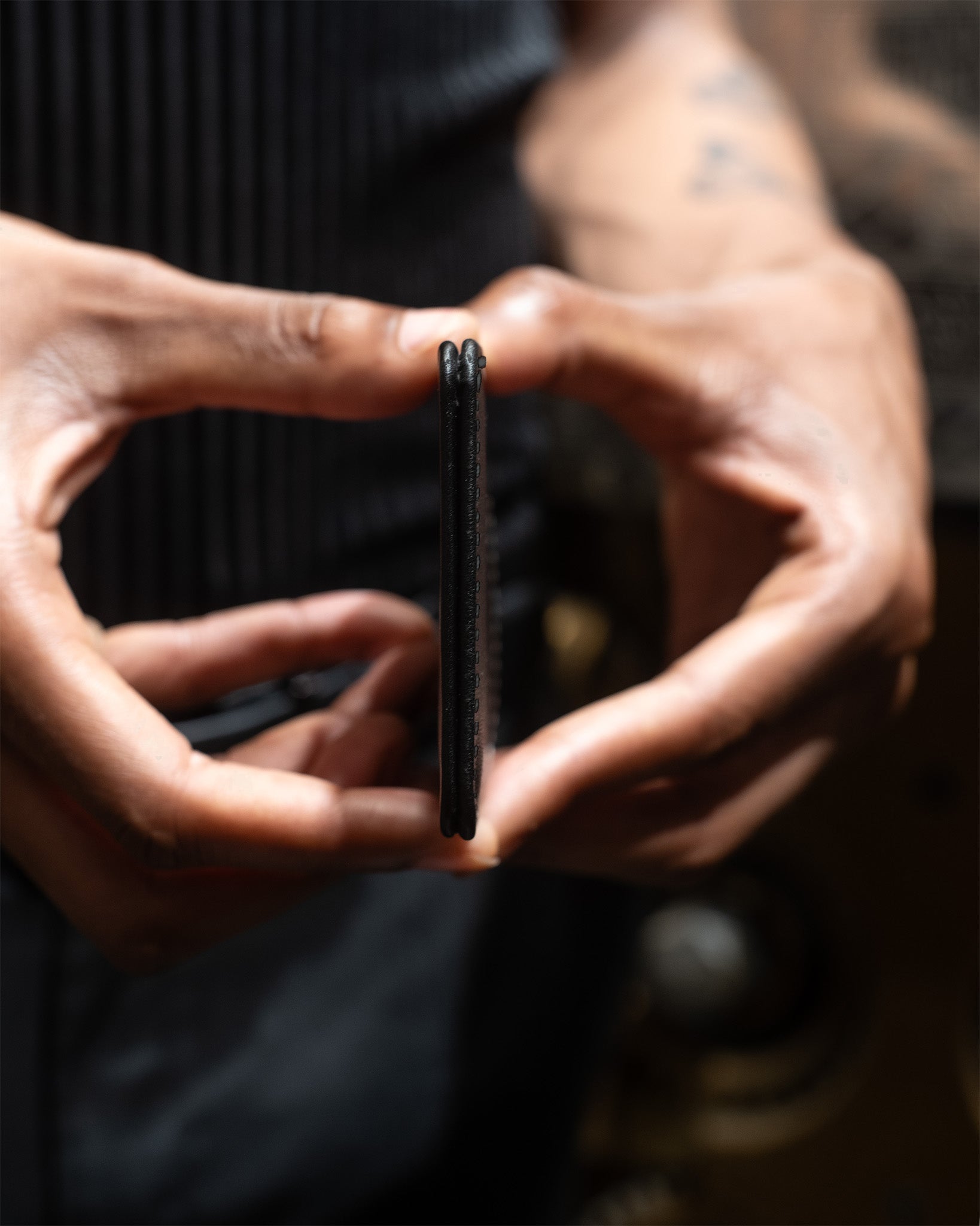 R1SO 1-Pocket 2-Slot Slim Wallet (78mm) - Stealth Classic Wallet Slimmy