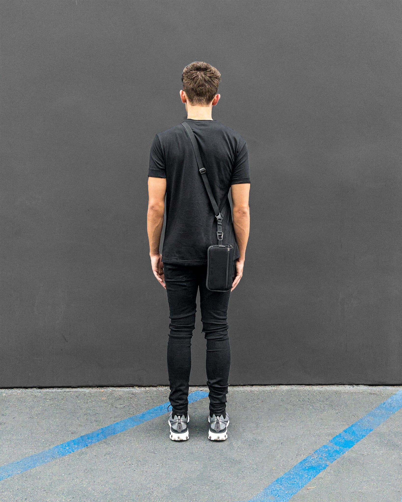 Staff Tee SP6 - Stealth Apparel bolstr